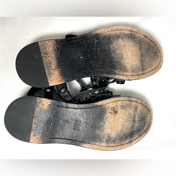 Frye Andora Concho Black Studded Strappy Sandal Size 6.5 - Picture 5 of 6